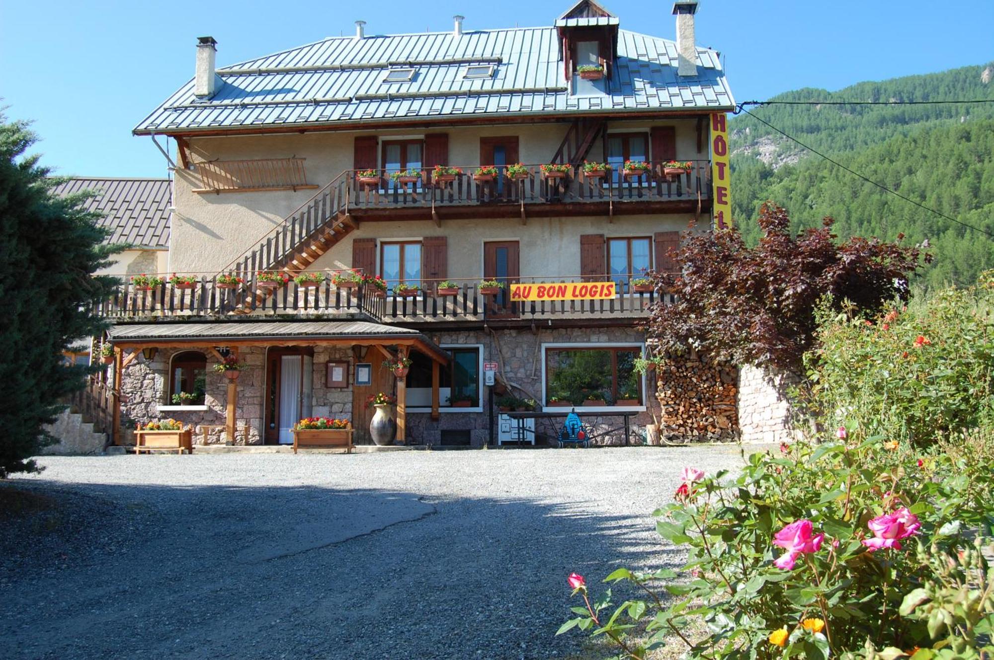 Au Bon Logis Otel Risoul Dış mekan fotoğraf
